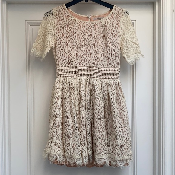 Anthropologie Dresses & Skirts - Cream lace Anthropologie dress